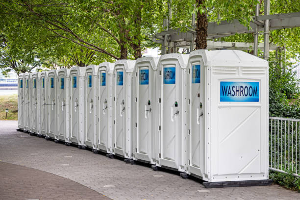 Portable Toilet Options We Offer in Savanna, IL